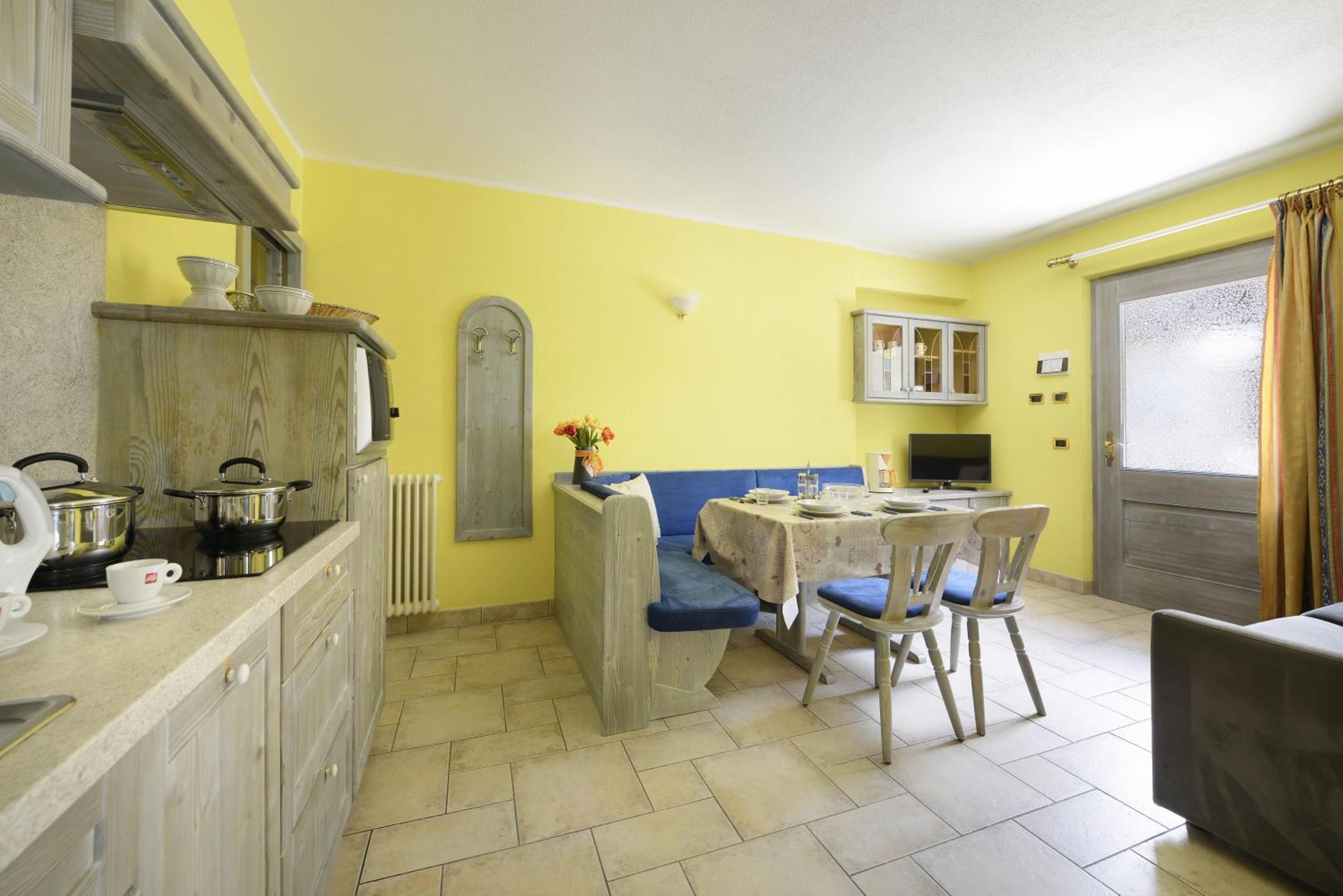 Residence Le Cascate Livigno Exterior photo