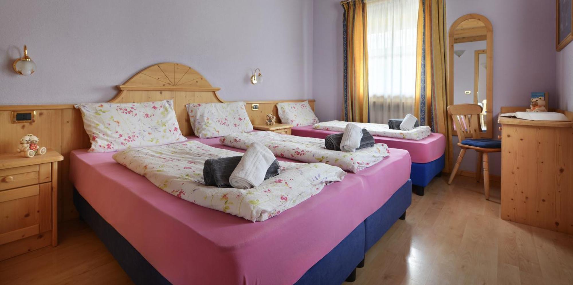 Residence Le Cascate Livigno Exterior photo