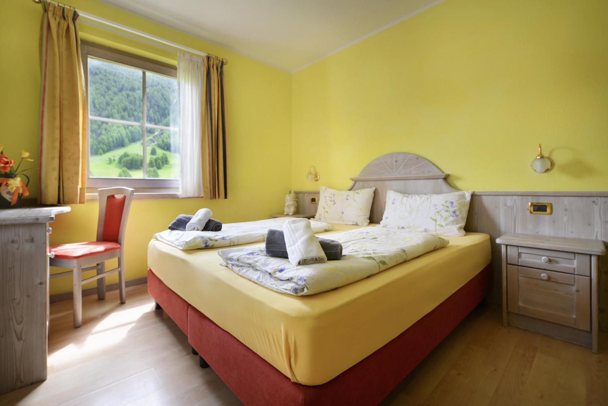 Residence Le Cascate Livigno Exterior photo