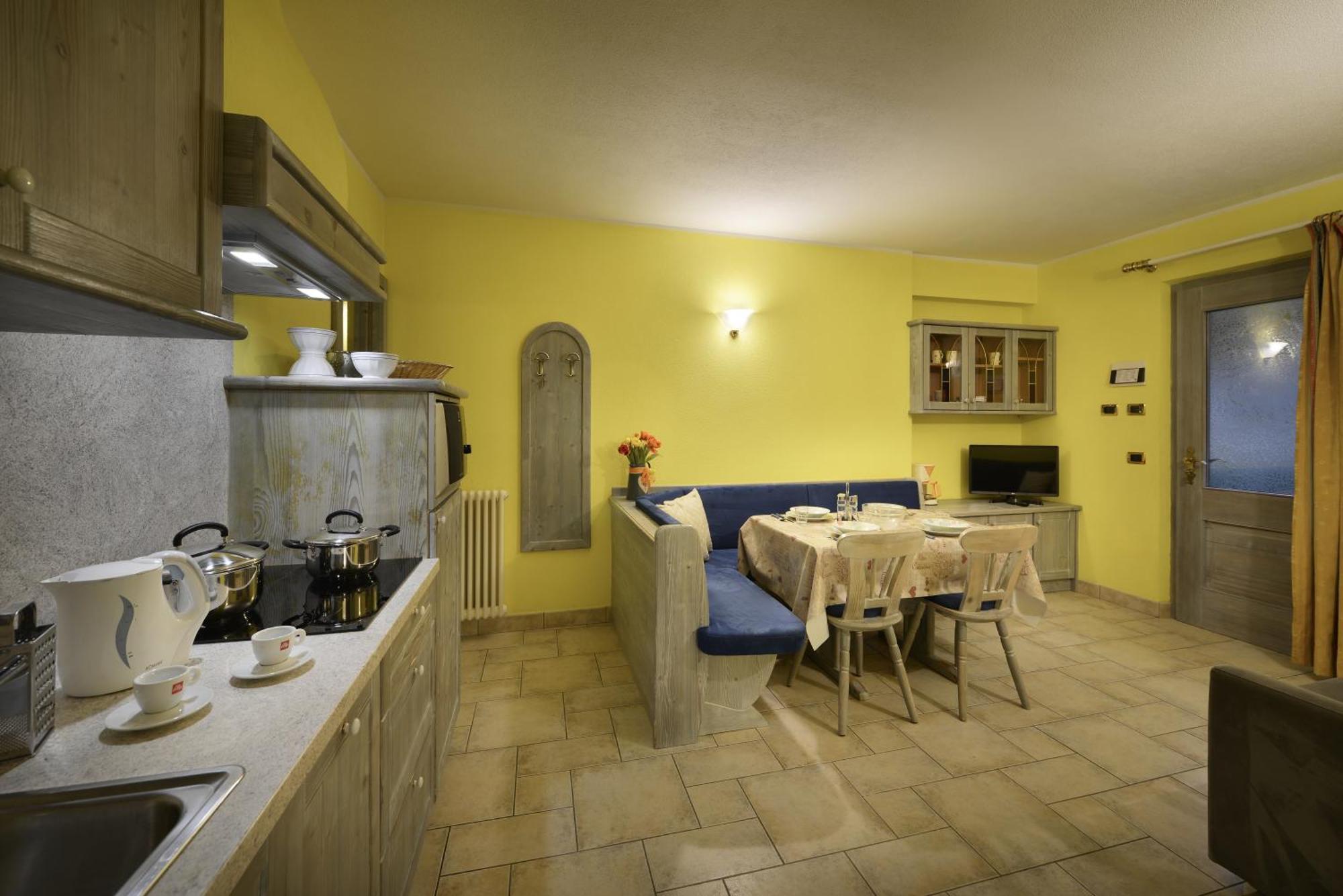 Residence Le Cascate Livigno Exterior photo