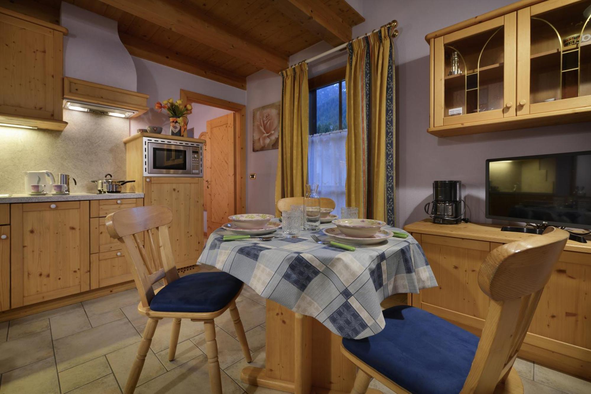 Residence Le Cascate Livigno Exterior photo