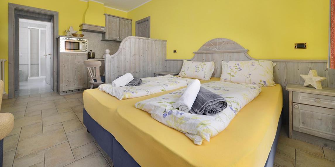 Residence Le Cascate Livigno Exterior photo
