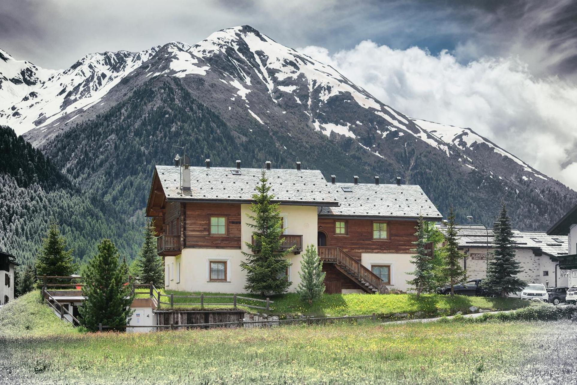 Residence Le Cascate Livigno Exterior photo